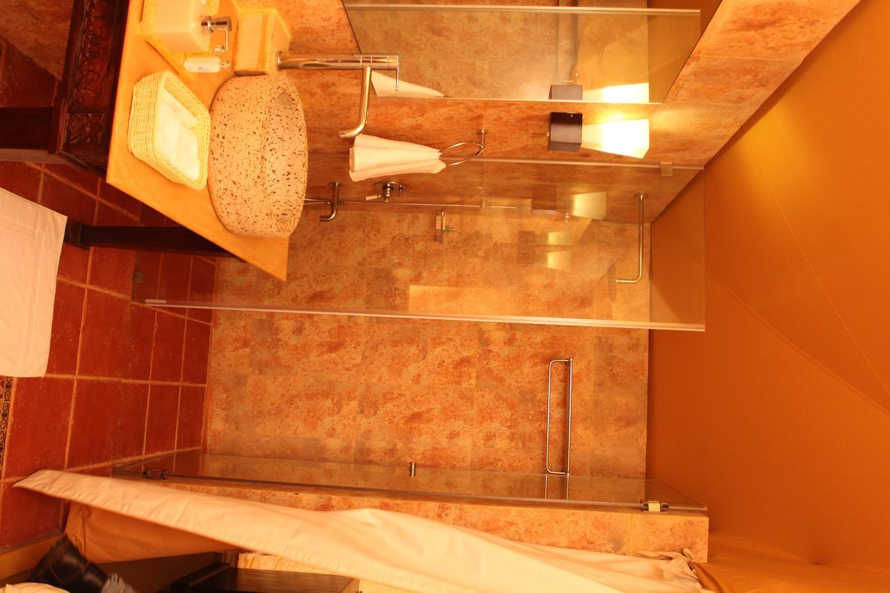 Serena Beach Resort Māndvi Kültér fotó
