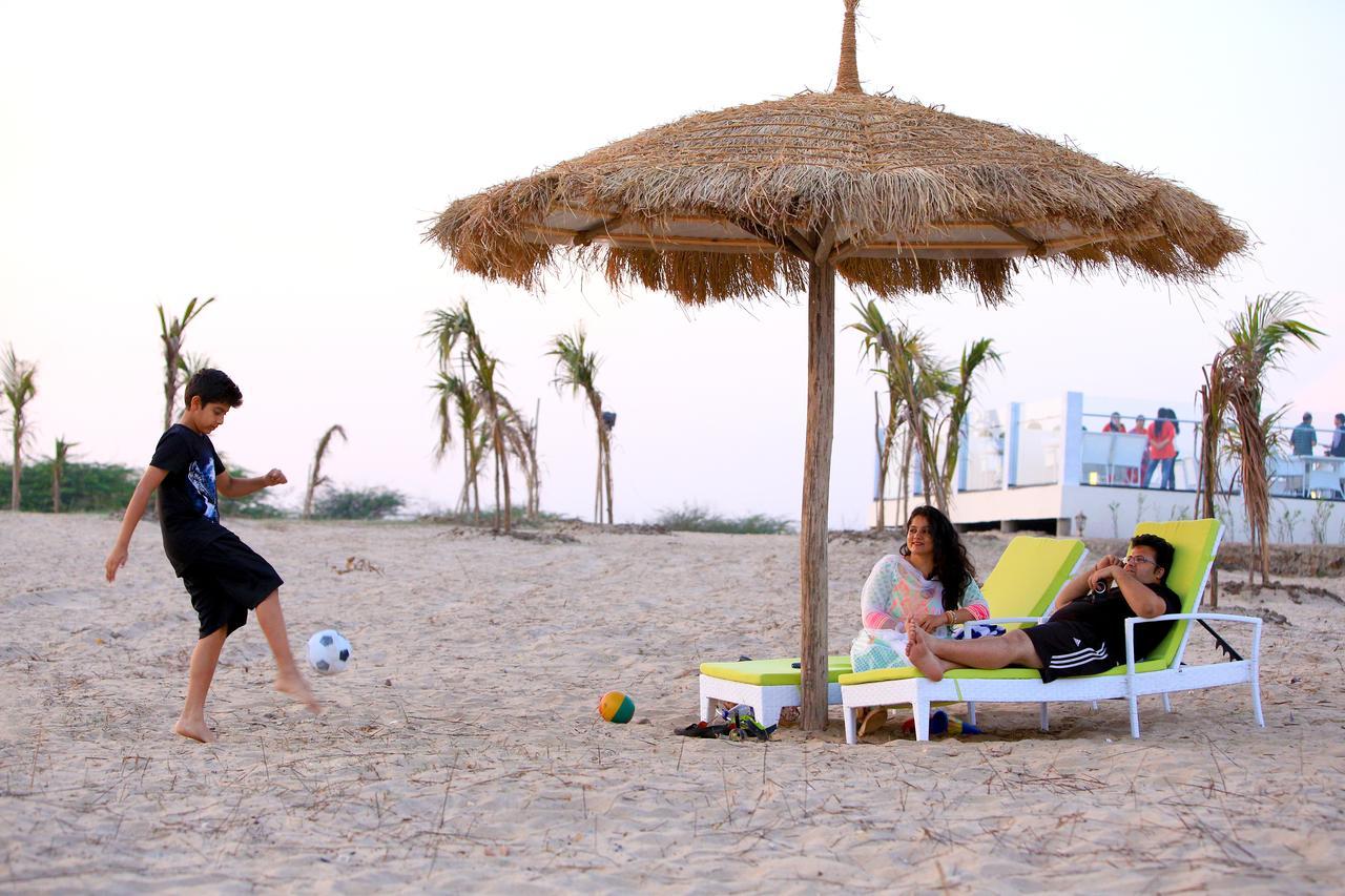 Serena Beach Resort Māndvi Kültér fotó