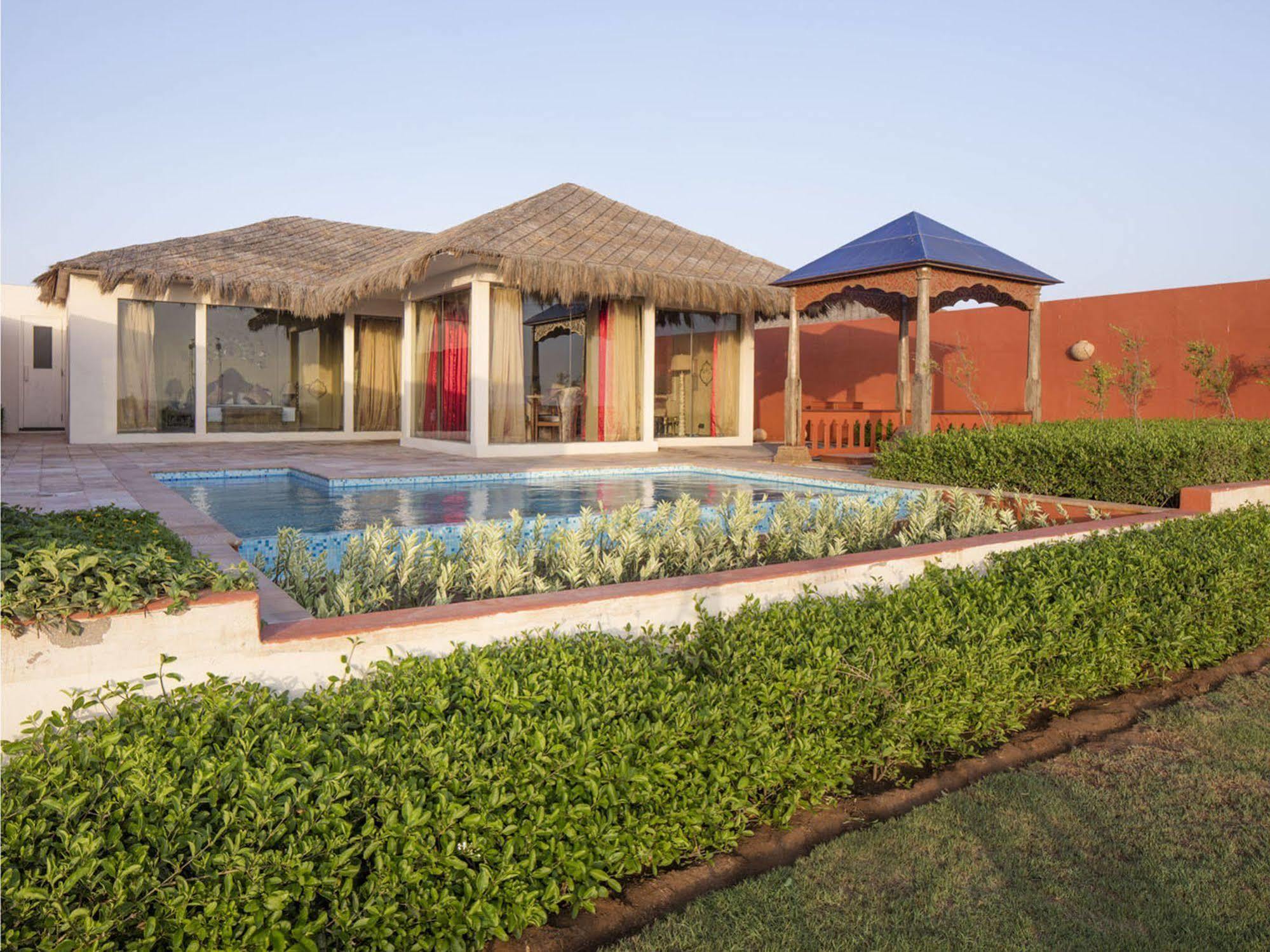 Serena Beach Resort Māndvi Kültér fotó
